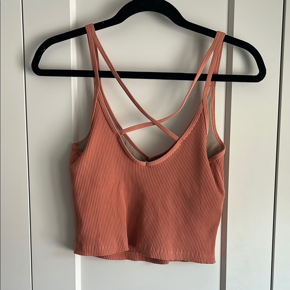 Vuori Pink/Cinnamon Ribbed Crop Tank Top | M - Picture 3 of 5